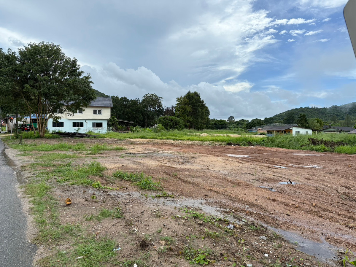 For SaleLandPattaya, Bangsaen, Chonburi : Large Land Plot for Sale – 787 Sq.wah, Next to Route 331 Entrance, Phlu Ta Luang, Sattahip