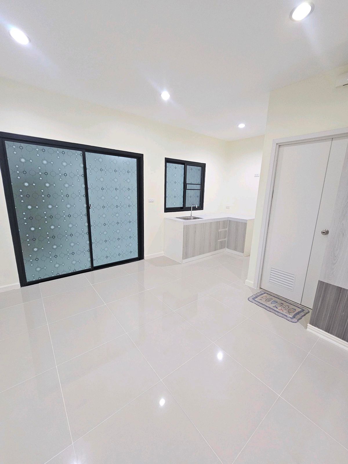 For SaleTownhomePattanakan, Srinakarin : Cheap for sale 📣 4.99 million 3-story townhome, Pasio Srinakarin University-Rama 9, beautiful golf course view ☎️ 094-429-7915 (Ple)