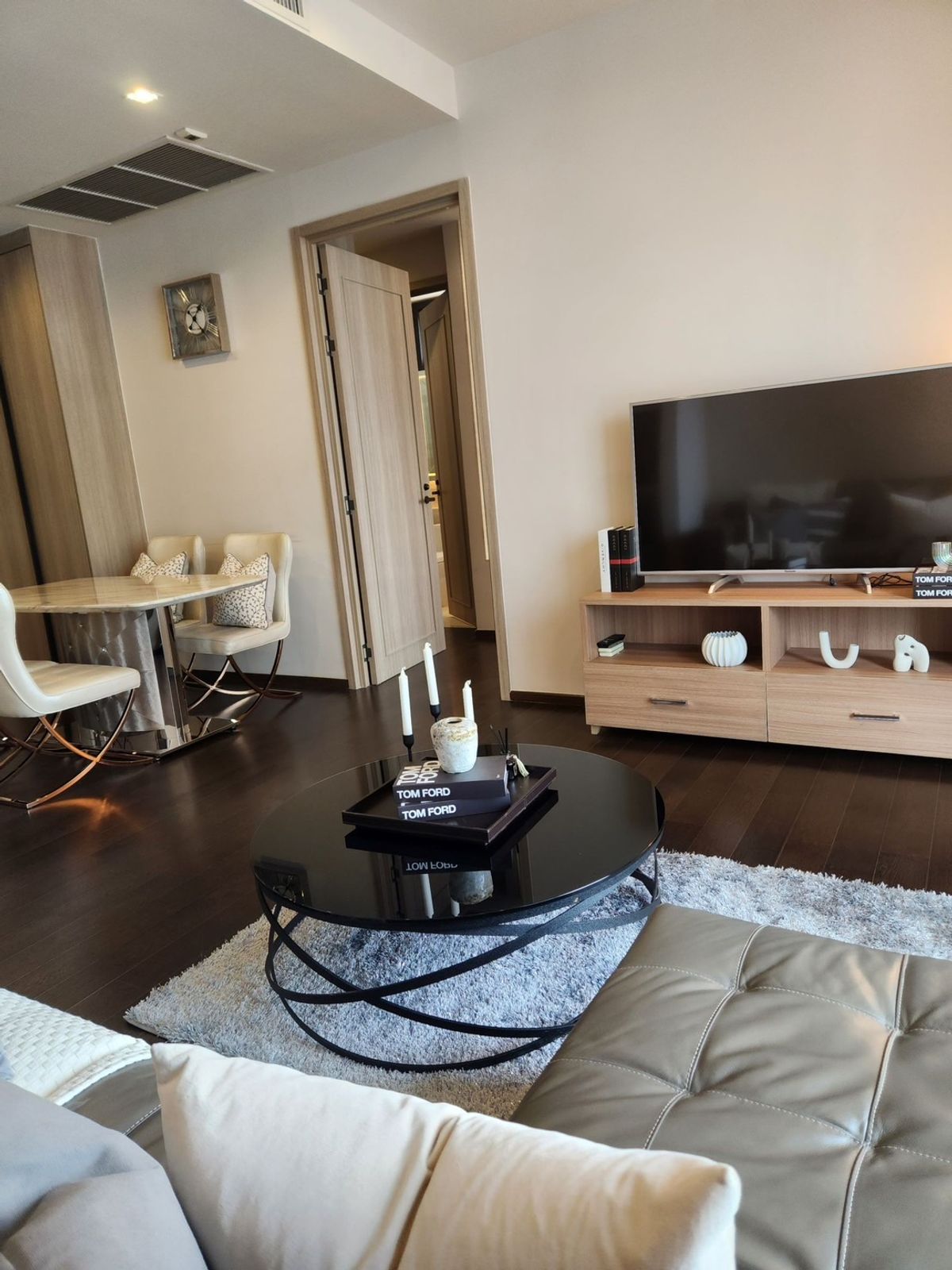 For RentCondoSukhumvit, Asoke, Thonglor : !! Beautiful room for rent. The XXXIX Sukhumvit 39 near BTS Phrom Phong