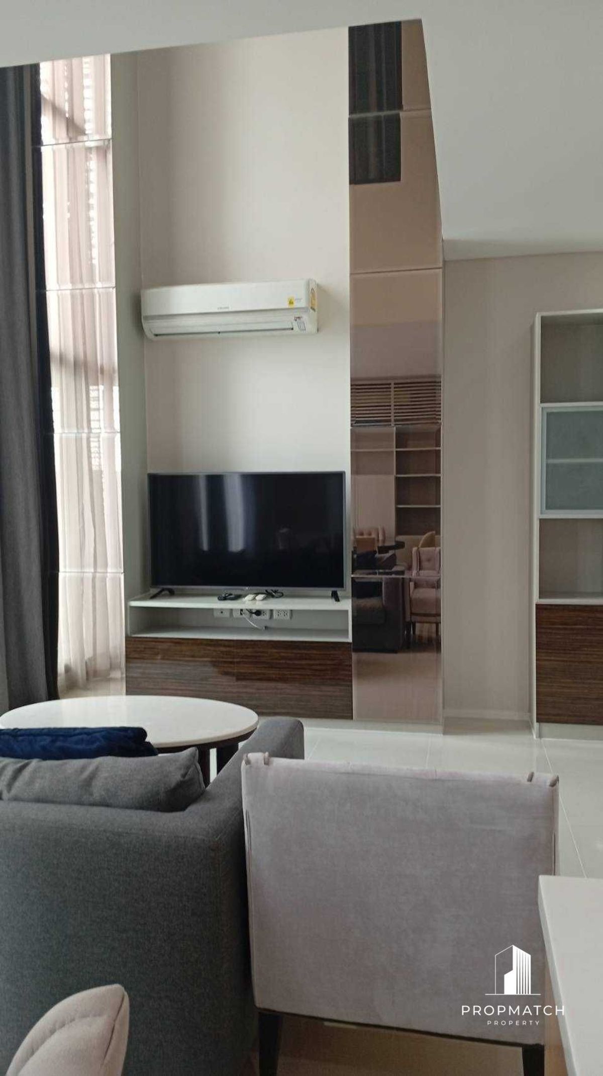 ให้เช่าคอนโดพระราม 9 เพชรบุรีตัดใหม่ RCA : ✨Flash Deal ✨Villa Asoke( 1Bed 2Bath 80.79SQM.) แต่งครบพร้อมอยู่ !! เพียง  40,000บาทต่อเดือน Tel.0981315848 @propmatch