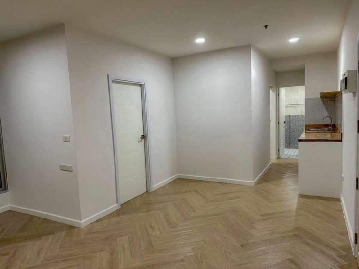 ขายคอนโดราชเทวี พญาไท : Pathumwan Resort【𝐒𝐄𝐋𝐋 & 𝐑𝐄𝐍𝐓】🔥ห้องลุคเรียบคลาสสิก ที่แต่งมาอย่างมีเสน่ห์ทุกองค์ประกอบ🔥  ติดต่อไลน์ไอดี: @hacondo