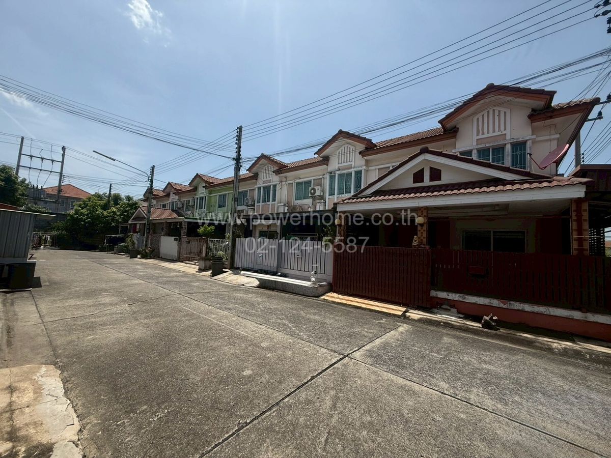 ขายทาวน์โฮมปทุมธานี รังสิต ธรรมศาสตร์ : หมู่บ้านพฤกษาวิลล์ 16/1 รังสิต คลอง 3 ใกล้ตลาดดีดีมาร์เช่  ถนนรังสิต – นครนายก ต.ประชาธิปัตย์ อ.ธัญบุรี จ.ปทุมธานี