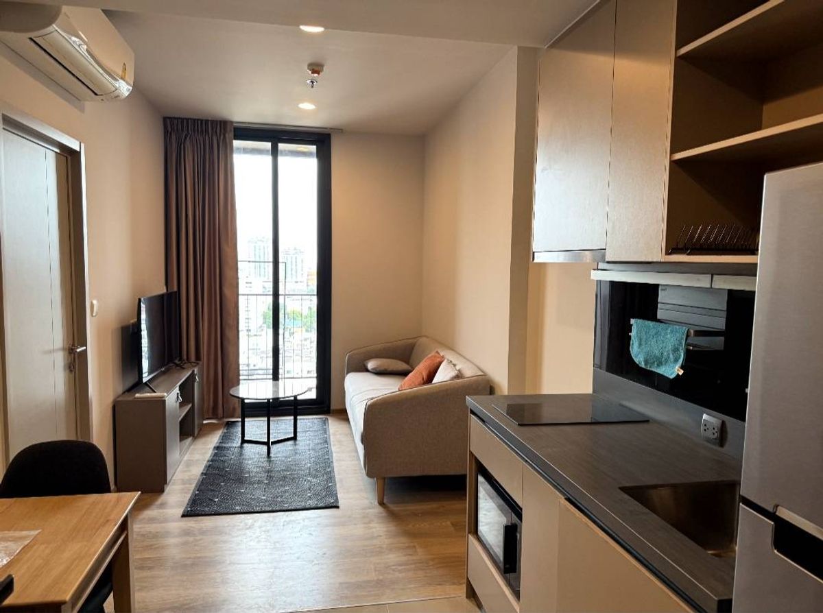 ให้เช่าคอนโดสุขุมวิท อโศก ทองหล่อ : 🏙️ 出租/ให้เช่า Oka Haus Sukhumvit 36 ใกล้ BTS ทองหล่อ 🚆