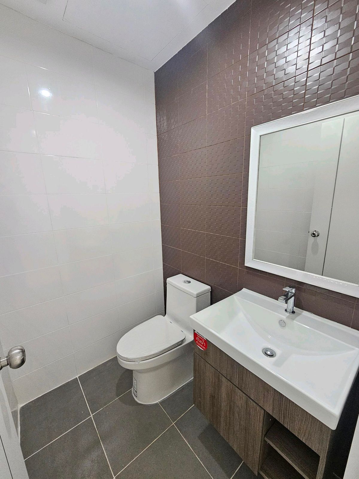 For SaleTownhomePattanakan, Srinakarin : Cheap for sale 📣 4.99 million 3-story townhome, Pasio Srinakarin University-Rama 9, beautiful golf course view ☎️ 094-429-7915 (Ple)