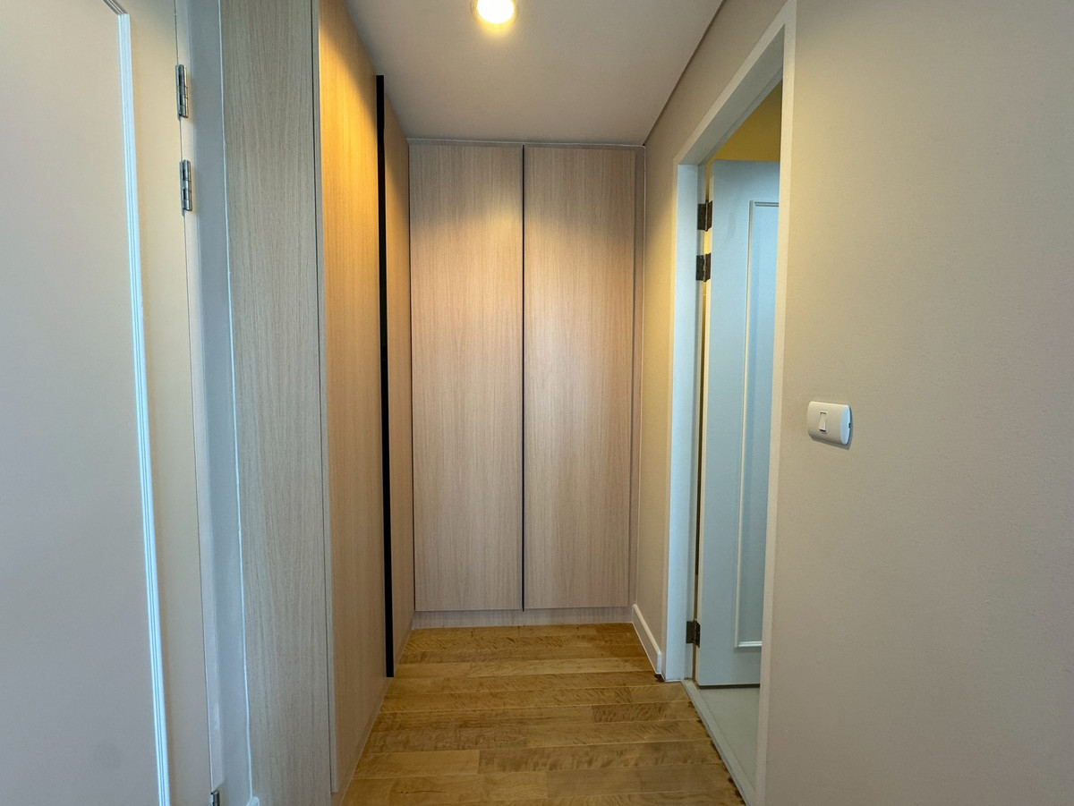 ให้เช่าคอนโดพระราม 9 เพชรบุรีตัดใหม่ RCA : ให้เช่า วิลล่า อโศก 1 นอน ห้องใหม่ พร้อมเฟอร์ครบ วิวเทพสวย