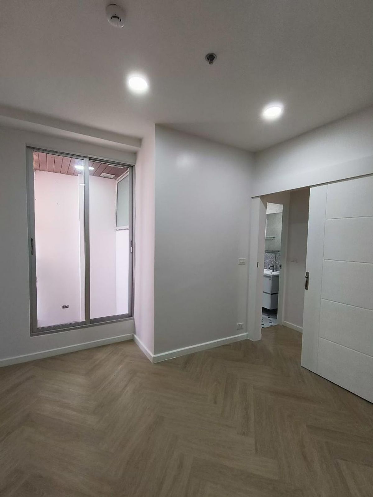 ขายคอนโดราชเทวี พญาไท : Pathumwan Resort【𝐒𝐄𝐋𝐋 & 𝐑𝐄𝐍𝐓】🔥ห้องลุคเรียบคลาสสิก ที่แต่งมาอย่างมีเสน่ห์ทุกองค์ประกอบ🔥  ติดต่อไลน์ไอดี: @hacondo