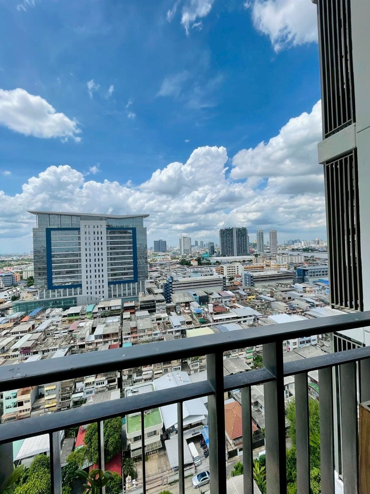 ขายคอนโดปิ่นเกล้า จรัญสนิทวงศ์ :  🔥คอนโด ราคาดี ขายพร้อมผู้เช่า🔥 เออร์บาโน่ ราชวิถี 🚆mrtสิรินธร 300เมตร🚆 คอนโด ใกล้ สะพานซังฮี้ 📍