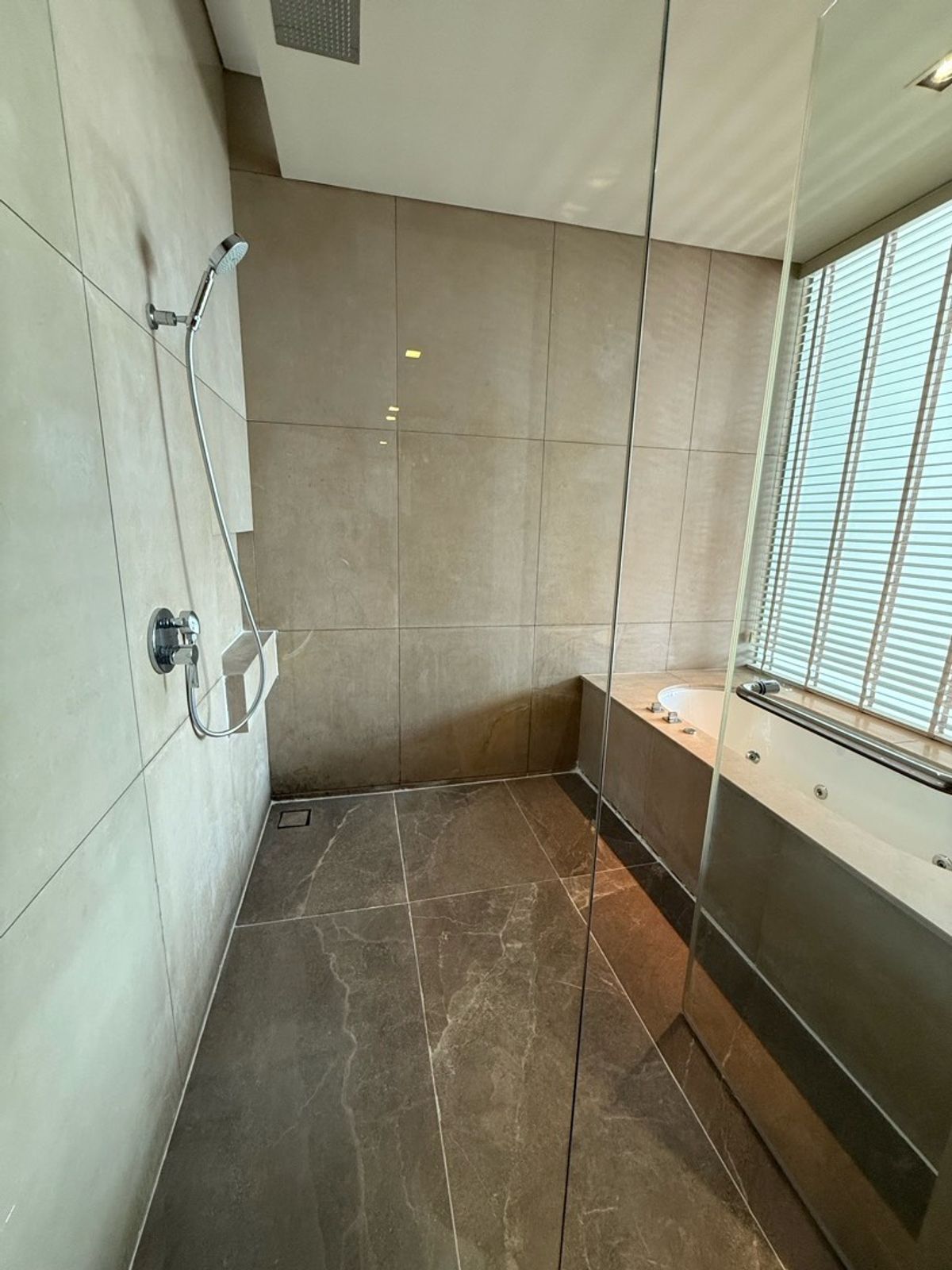 ให้เช่าคอนโดสาทร นราธิวาส : 🔥ให้เช่าด่วน 🔥The Sukhothai Residences Sathorn ห้อง Duplex 2 ห้องนอน 2 ห้องน้ำ ตกแต่ง Luxury Modern Classic ❗