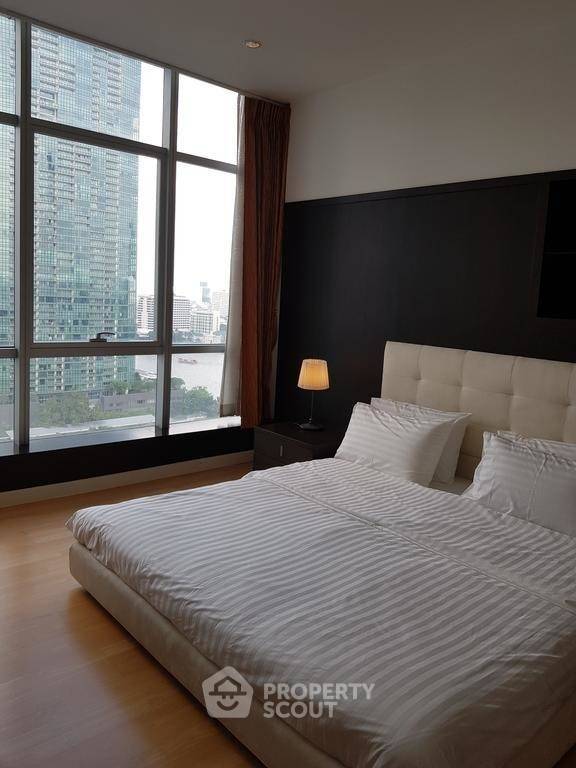 For SaleCondoWongwianyai, Charoennakor : 1-BR Condo at Baan Sathorn Chaopraya near BTS Krung Thon Buri