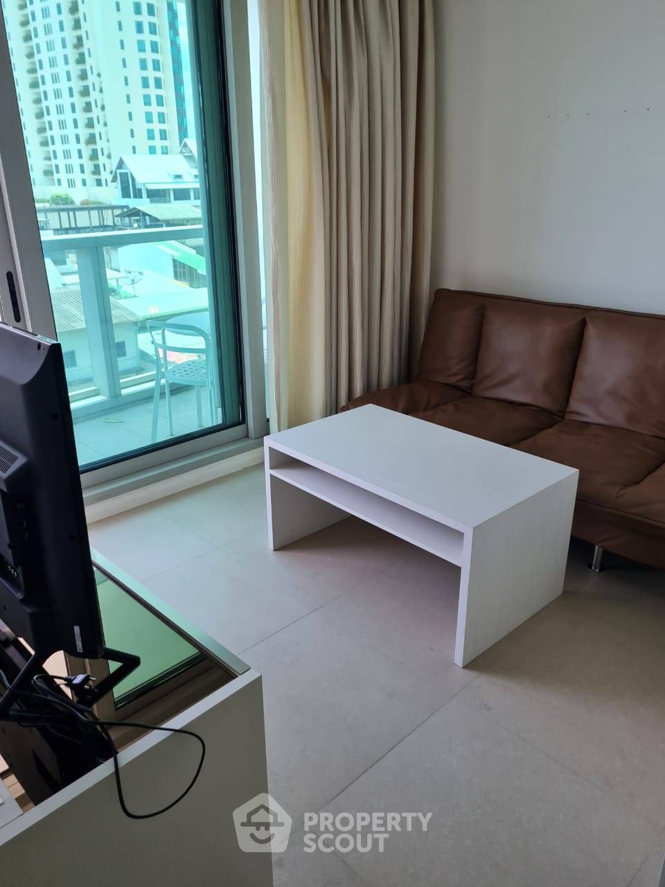 For SaleCondoWongwianyai, Charoennakor : 1-BR Condo at The River Condominium near BTS Saphan Taksin