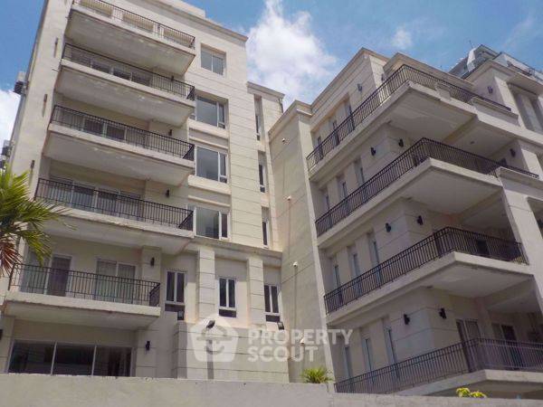 For RentCondoSukhumvit, Asoke, Thonglor : 3-BR Condo at Viscaya Private Residences near MRT Phetchaburi
