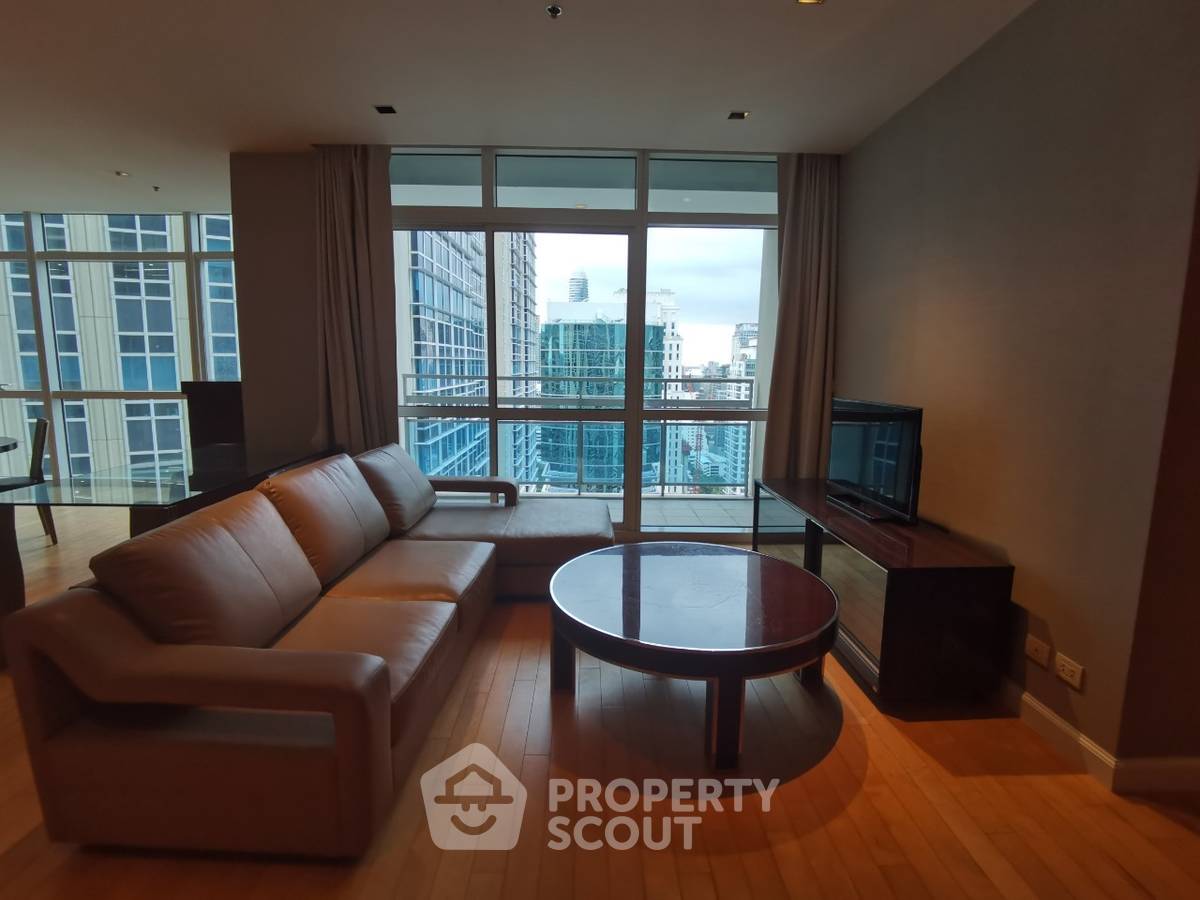 For RentCondoWitthayu, Chidlom, Langsuan, Ploenchit : 3-BR Condo at Athenee Residence near BTS Phloen Chit