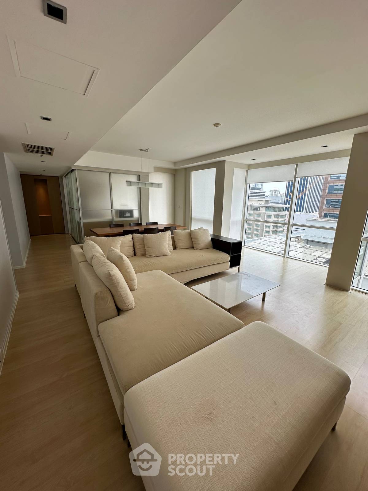 For RentCondoWitthayu, Chidlom, Langsuan, Ploenchit : 2-BR Condo at Langsuan Ville near BTS Ratchadamri