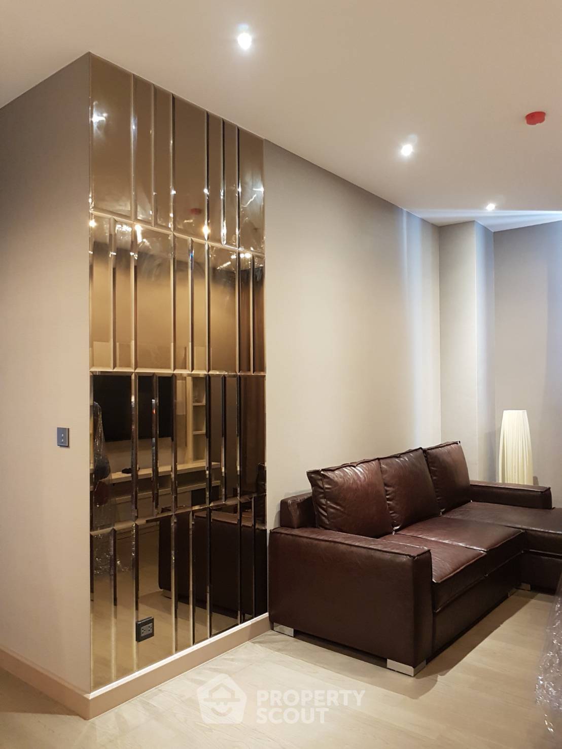 For RentCondoRama9, Petchburi, RCA : 2-BR Condo at The Esse At Singha Complex near MRT Phetchaburi