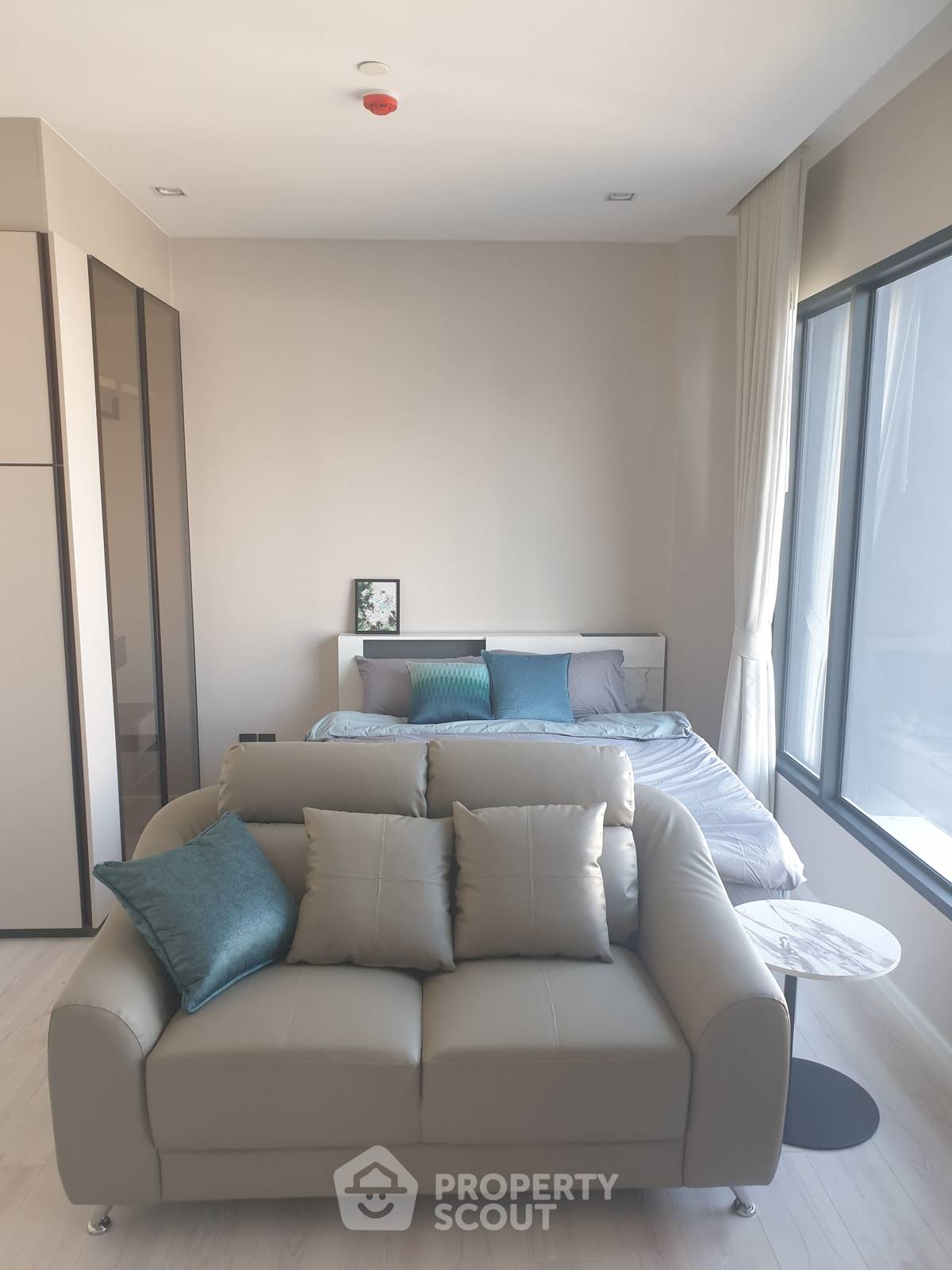 For RentCondoRatchathewi,Phayathai : Studio Condo at The Room Phayathai near ARL Ratchaprarop