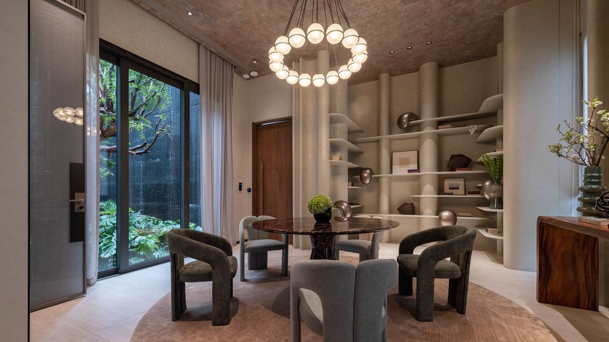 For SaleHouseBang Sue, Wong Sawang, Tao Pun : 3 -storey detached house for sale. Sonle Residences project (Sunle Residence), Ratchadaphisek, near MRT Wongsawang, only 900 meters, with a large private pool and a large Courtyard.