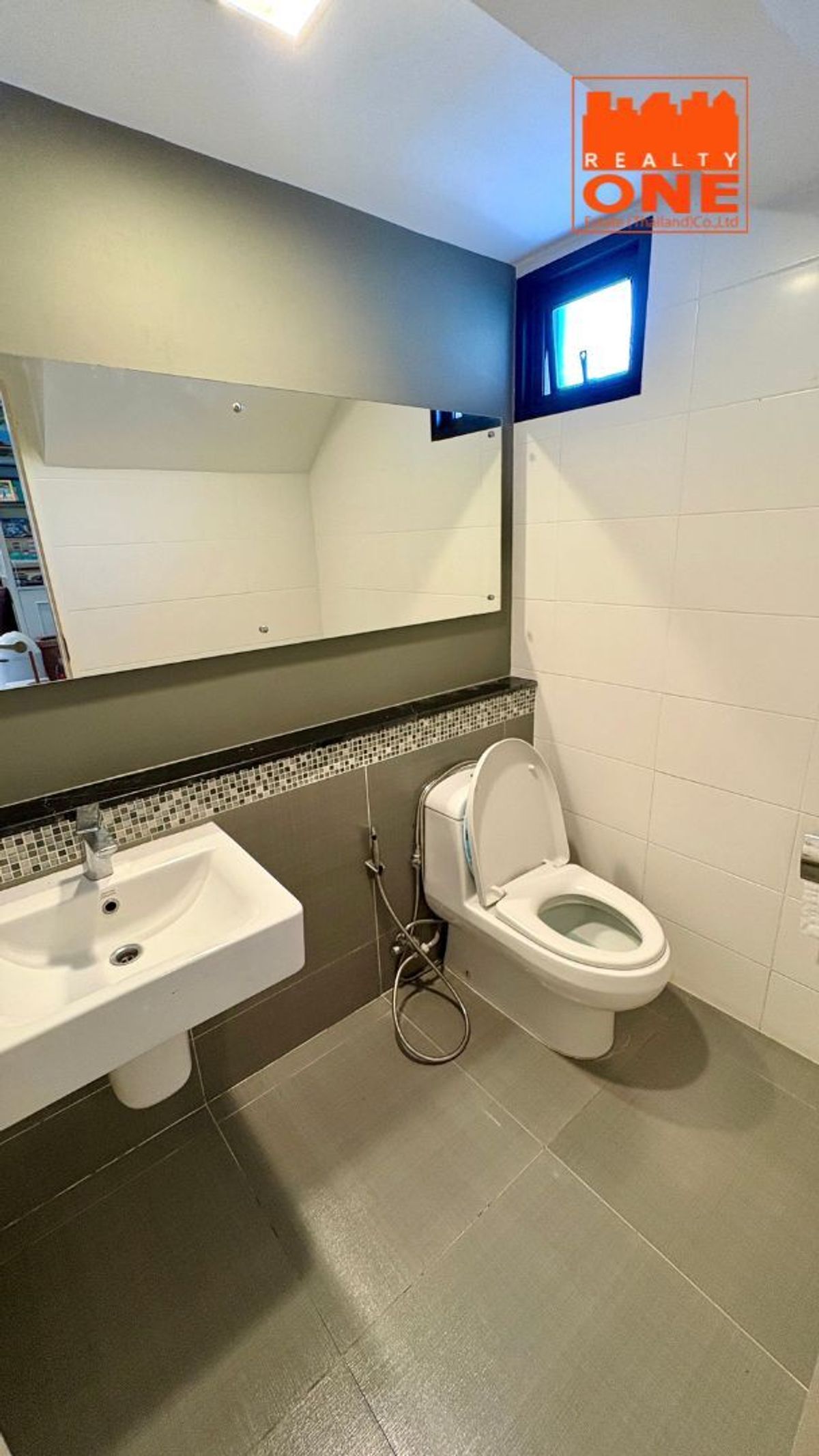 For SaleHouseRama 2, Bang Khun Thian : Corner Detached House for Sale – Mantana Rama 2 – Thien Thale Largest House Type | Prime Corner Plot | Beautifully Decorated