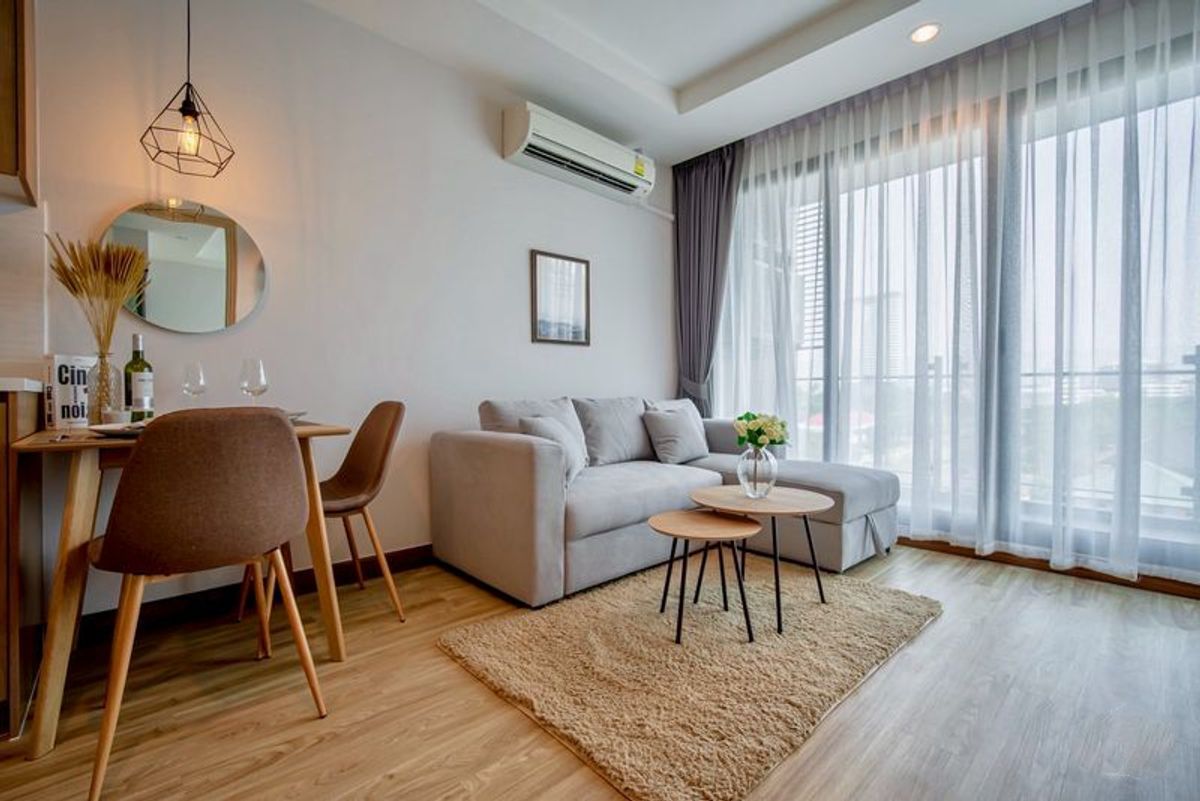 ให้เช่าคอนโดศรีราชา แหลมฉบัง บ้านบึง : ให้เช่าลัดดาลพัส คอนโด ศรีราชา ห้องสวยสุดคุ้ม ตกแต่งครบ พร้อมเฟอร์ ใกล้ห้างโรบินสัน 
