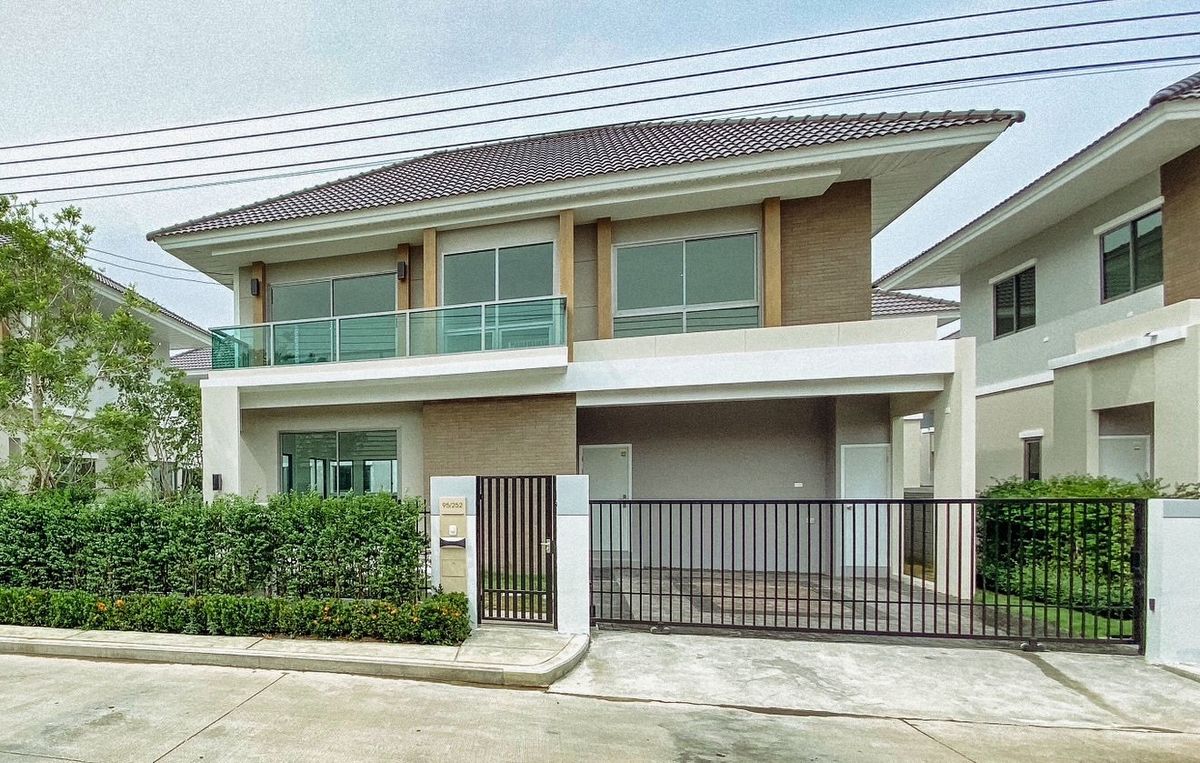 For RentHouse : ให้เช่าบ้านเดี่ยวหรู โครงการ Perfect Place กรุงเทพกรีฑา 4 ห้องนอน