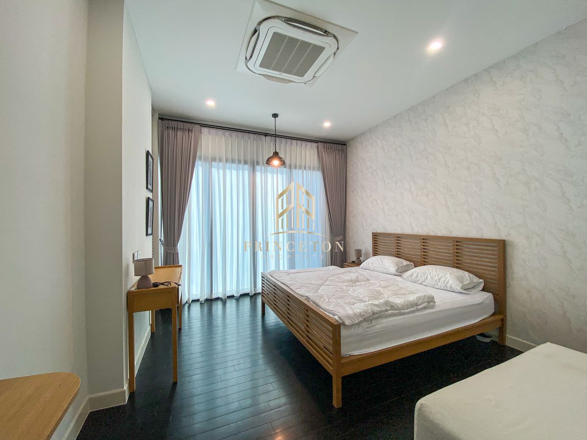 ให้เช่าบ้านเลียบทางด่วนรามอินทรา : ดิ ออเนอร์ โยธินพัฒนา บ้านเดี่ยวสไตล์ Private Pool Villa 3 ชั้น ระดับ Super Luxury 📞092-4252445 The Honor Yothinpattana