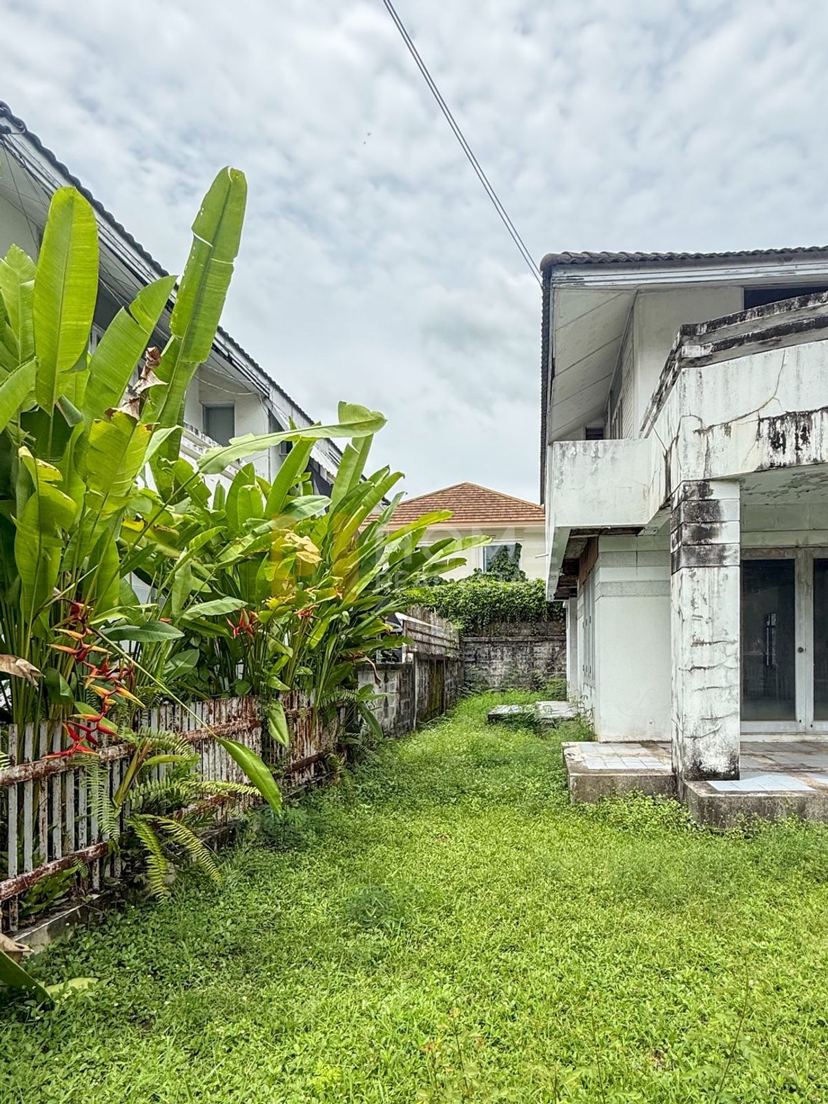 ขายบ้านมีนบุรี-ร่มเกล้า : หลังใหญ่ ราคาดีที่สุด 🔥 โฮมเพลส รามคำแหง 140 / 3 ห้องนอน (ขาย), Home Place Ramkhamhaeng 140 / 3 Bedrooms (FOR SALE) AA515