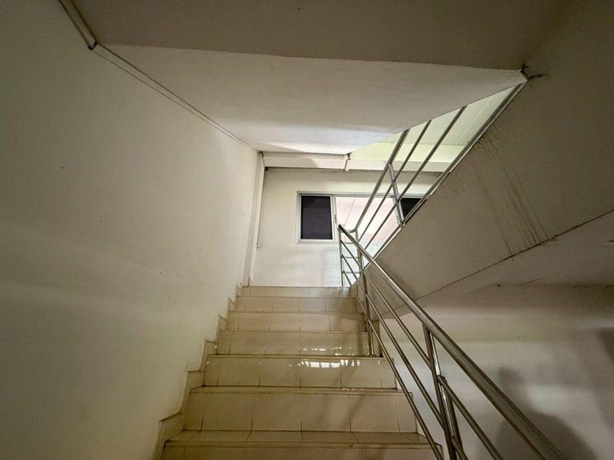 For SaleShop HouseUttaradit : 4 -storey commercial building for sale, 46.5 square wah deck, Borom Asin Road, Tha It Subdistrict, Mueang District, Uttaradit Province