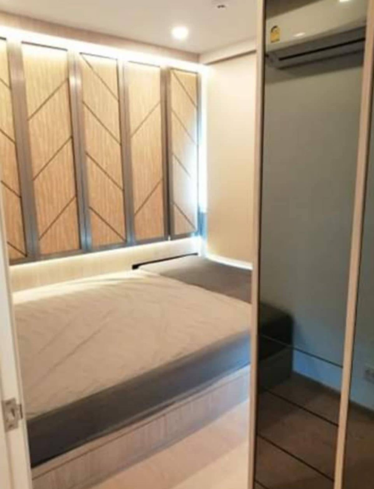 CondoPattanakan, Srinakarin : ✨Fully Furnished Condo Ready to Move In – Just 350m from ARL Ramkhamhaeng | Includes Storage Room, Parking, Easy Access to Thonglor, Ekkamai & BTS Phra Khanong