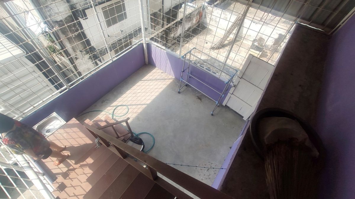 For RentShop HouseMin Buri, Romklao : Divided for rent, 1-2 floors, commercial buildings Next to Ramkhamhaeng Road Next to the Orange Line Nom Klao Station Near Triam Udom Suksa School, Size 20.3 square wah, 2 bedrooms, 2 bathrooms, Saphan Sung Subdistrict, Saphan Sung District, Bangkok
