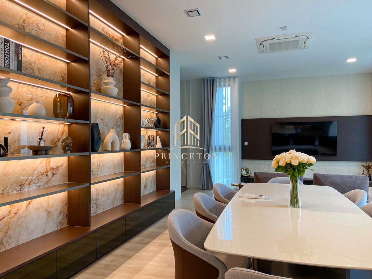 HousePattanakan, Srinakarin : Luxury Home for Sale or Rent at VIVE Krungthep Kreetha Comes with a Private Swimming Pool 📞092-4252445