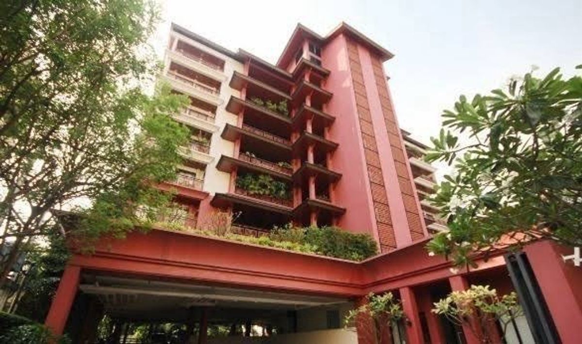 ขายคอนโดสาทร นราธิวาส : ขายด่วน Supremem Residence 4นอน1ห้องเก็บของ1ห้องแม่บ้าน5ห้องน้ำ ขนาด 378 ตรม. ชั้น 2 โทร 0968516616