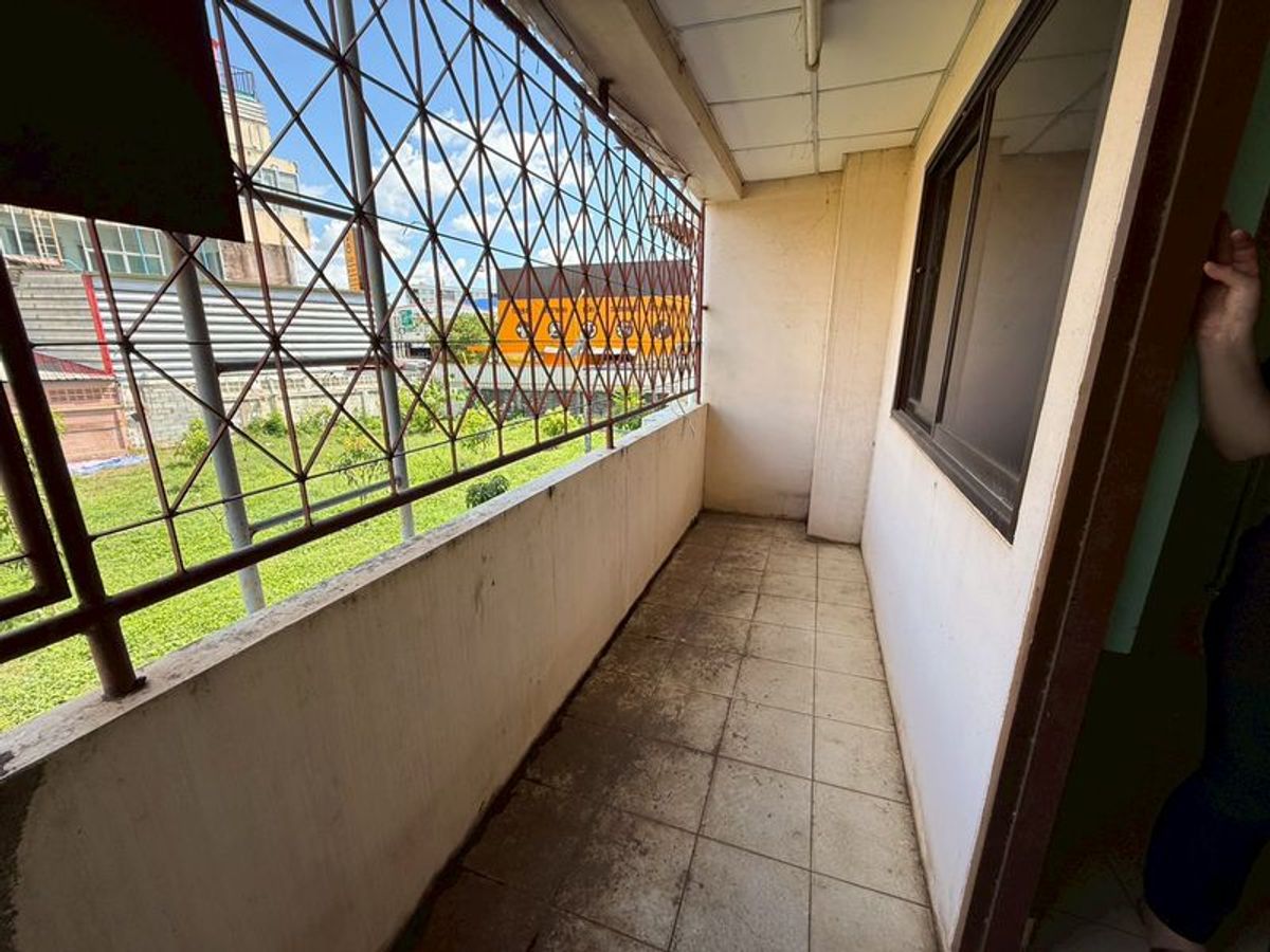 For SaleShop HouseUttaradit : 4 -storey commercial building for sale, 46.5 square wah deck, Borom Asin Road, Tha It Subdistrict, Mueang District, Uttaradit Province