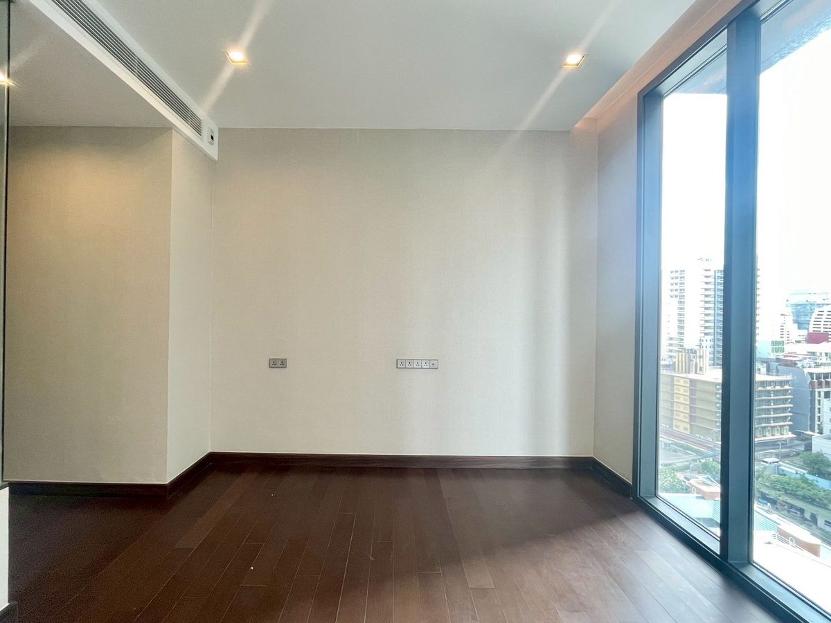 For SaleCondoNana, North Nana,Sukhumvit13, Soi Nana : ✨Don ' T Miss Special Deal ✨ The Most Luxury Condo in Nana & Quot; Q1 Sukhumvit & quot;