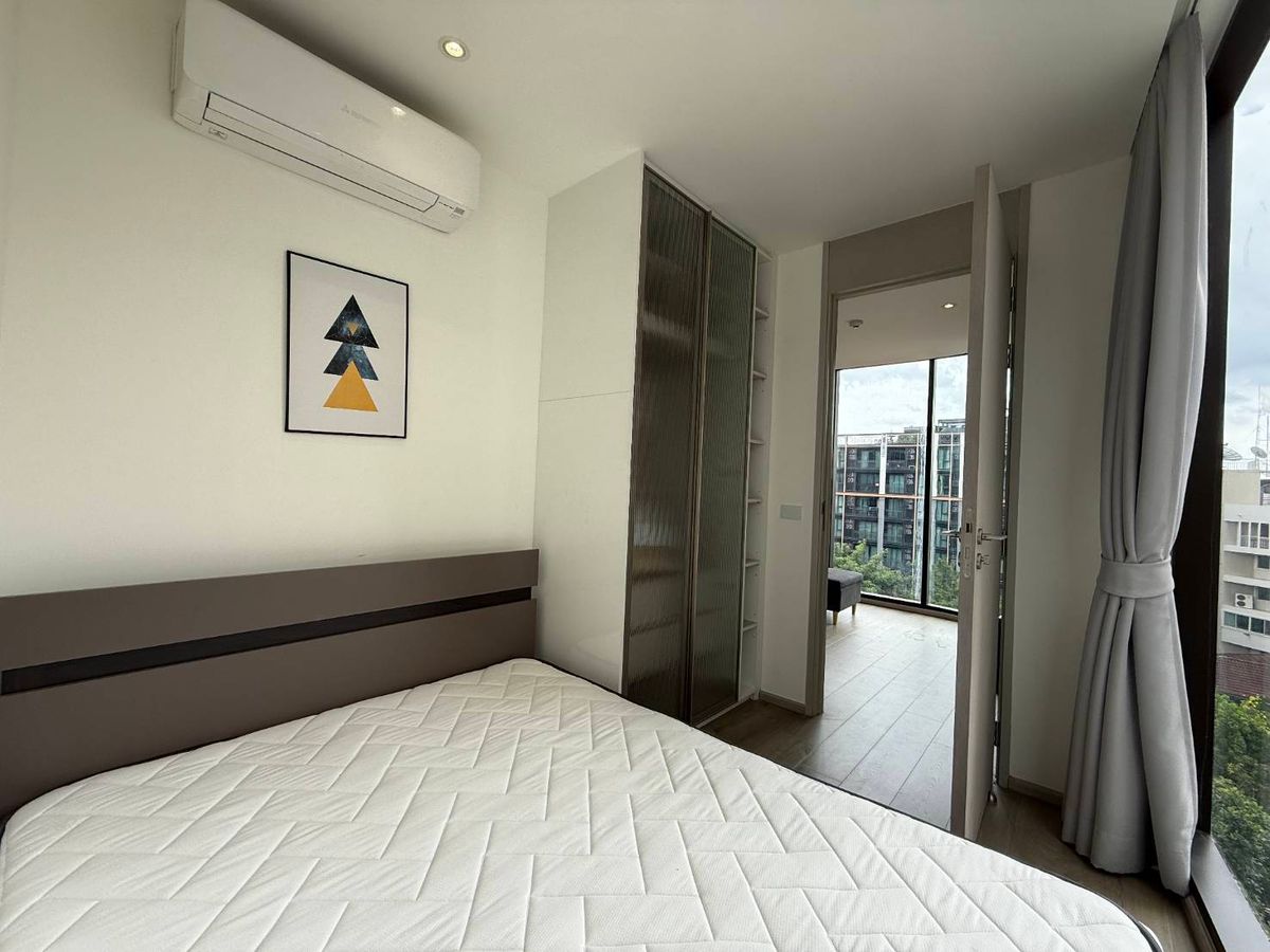 For RentCondoSukhumvit, Asoke, Thonglor : Fynn Asoke condo for rent. Completely decorated with BTS Asoke and MRT Sukhumvit !!