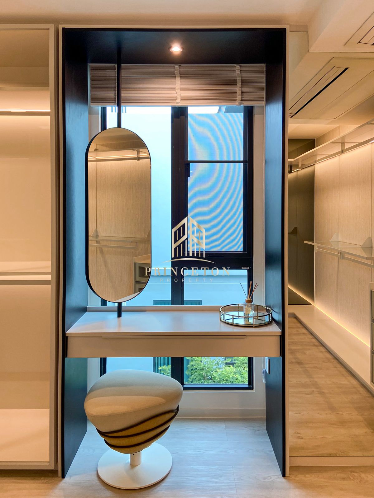 HousePattanakan, Srinakarin : Luxury Home for Sale or Rent at VIVE Krungthep Kreetha Comes with a Private Swimming Pool 📞092-4252445