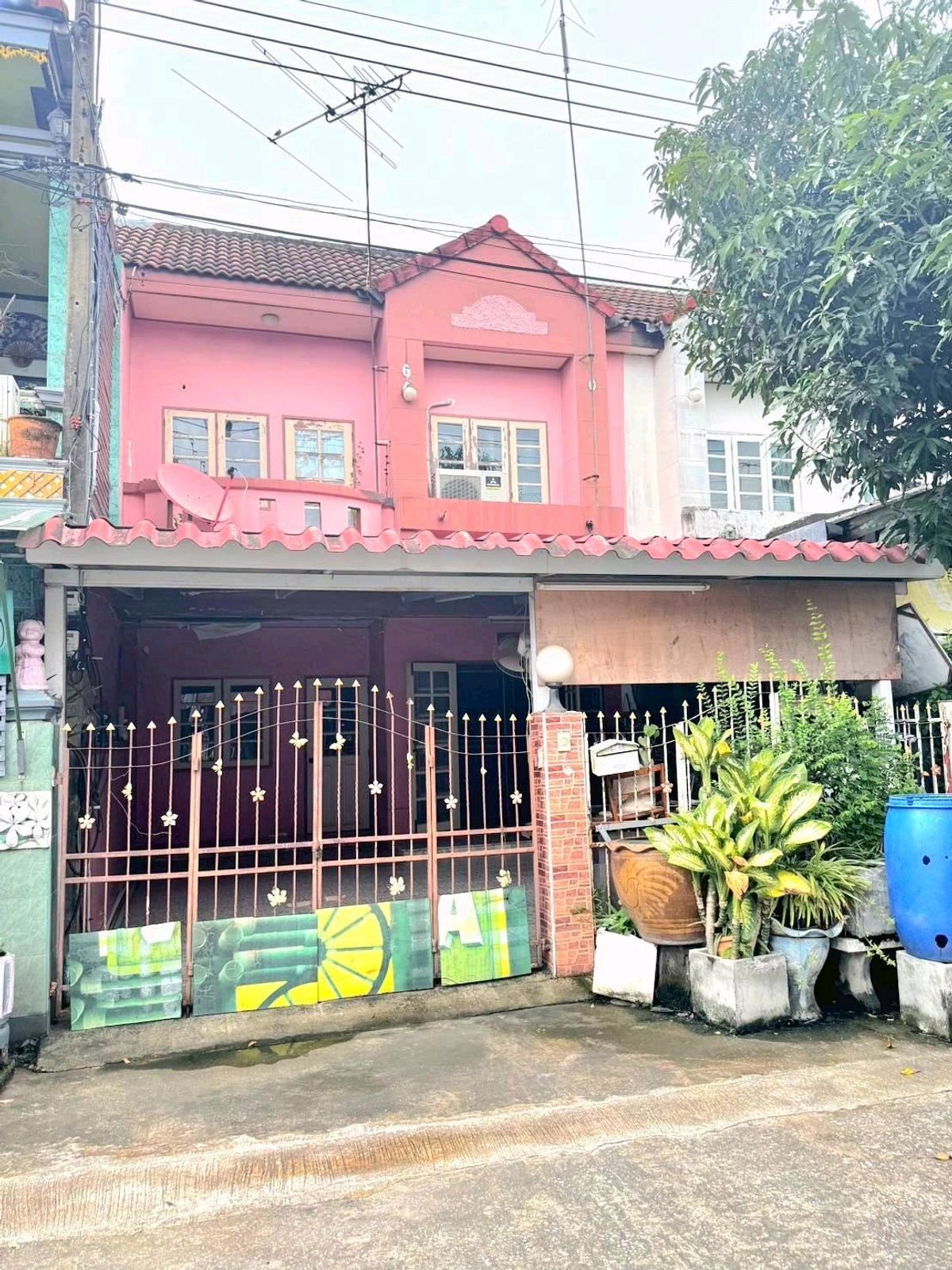 For SaleTownhomePathum Thani,Rangsit, Thammasat : Townhouse Lam Luk Ka 49, low salary can also have a house.
