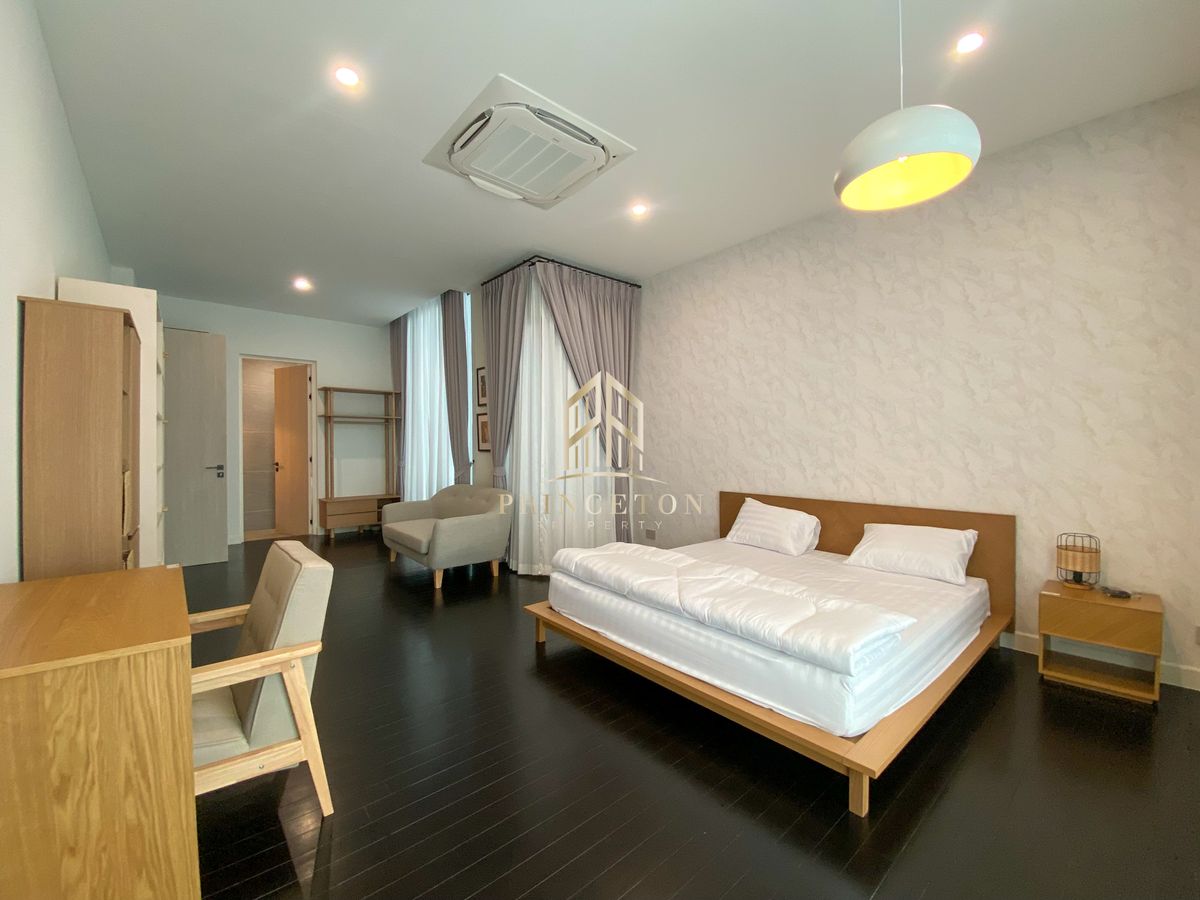 ให้เช่าบ้านเลียบทางด่วนรามอินทรา : ดิ ออเนอร์ โยธินพัฒนา บ้านเดี่ยวสไตล์ Private Pool Villa 3 ชั้น ระดับ Super Luxury 📞092-4252445 The Honor Yothinpattana