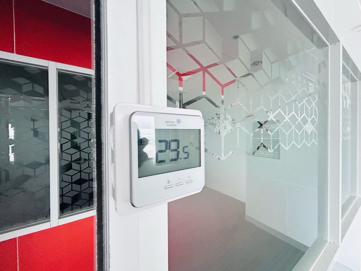 ให้เช่าสำนักงานนนทบุรี บางใหญ่ บางบัวทอง : ให้เช่า - สำนักงานเซ็นทรัลพลาซ่า แจ้งวัฒนะ ติดหน้า “MRT แจ้งวัฒนะ-ปากเกร็ด 26 และ 28”   ห่างจากทางขึ้นทางด่วนเพียง 1.4 กม. (ต่อรองได้)