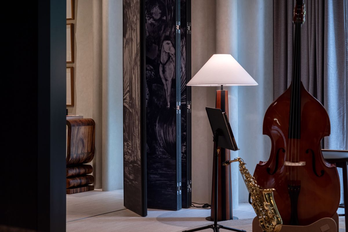 For SaleHouseBang Sue, Wong Sawang, Tao Pun : 3 -storey detached house for sale. Sonle Residences project (Sunle Residence), Ratchadaphisek, near MRT Wongsawang, only 900 meters, with a large private pool and a large Courtyard.