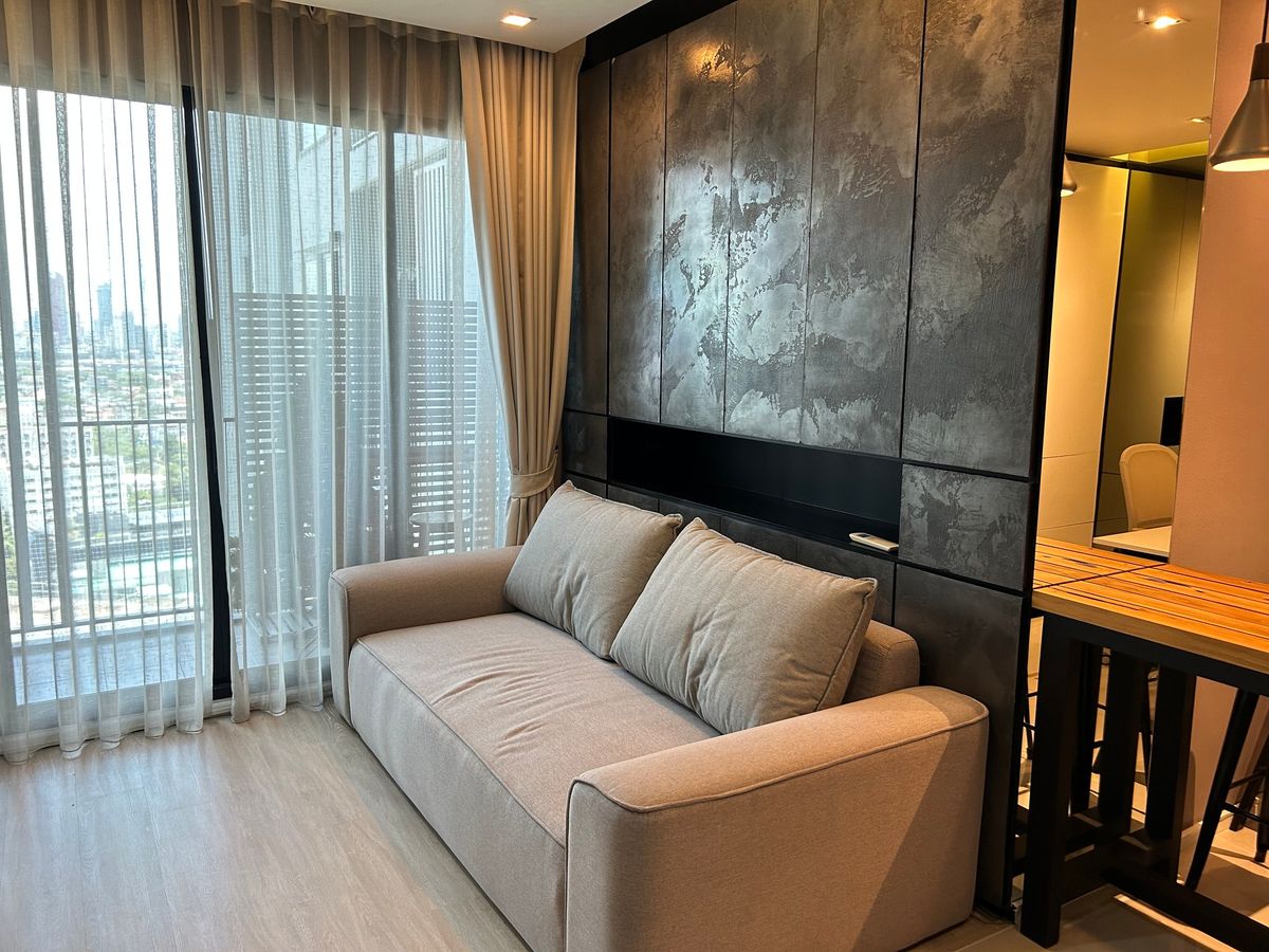 ให้เช่าคอนโดรัชดา ห้วยขวาง : ให้เช่า Quinn Condo