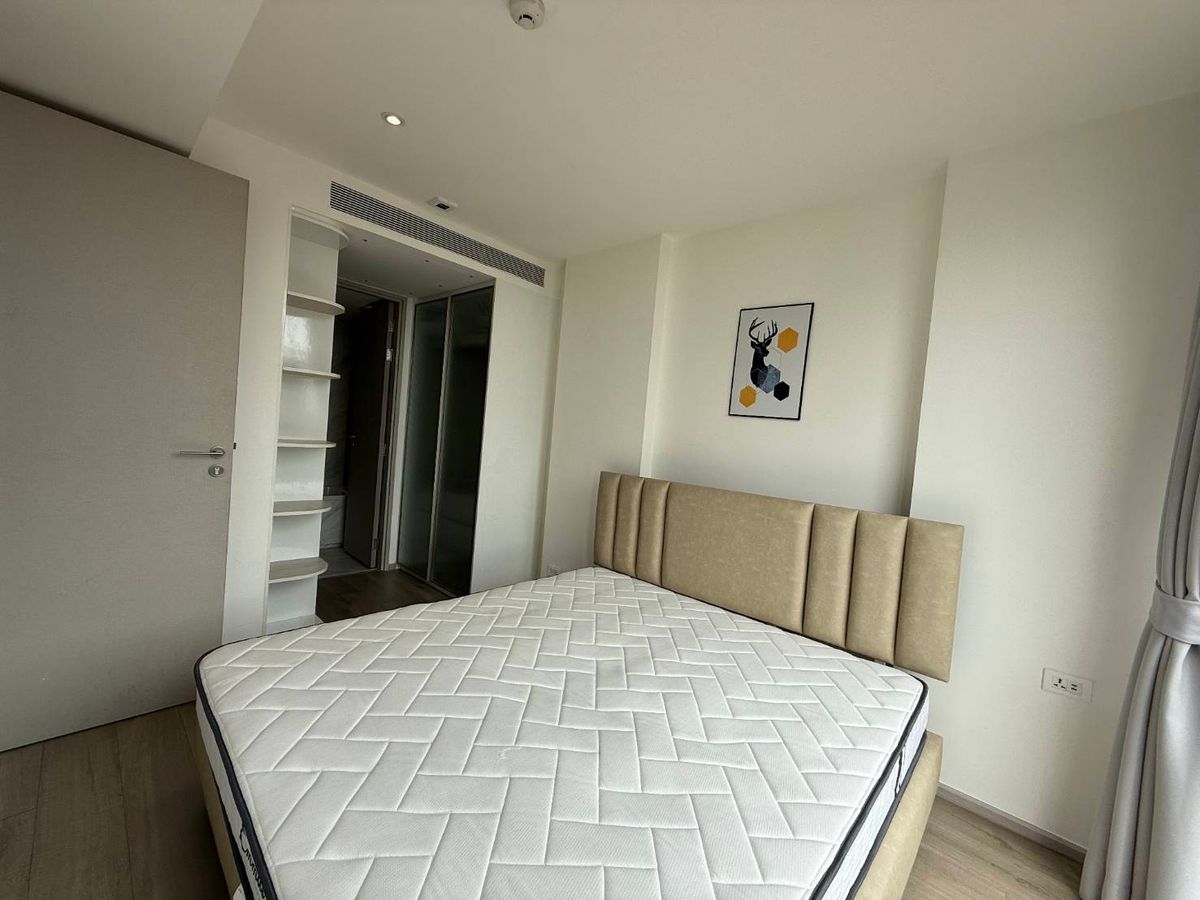 For RentCondoSukhumvit, Asoke, Thonglor : Fynn Asoke condo for rent. Completely decorated with BTS Asoke and MRT Sukhumvit !!