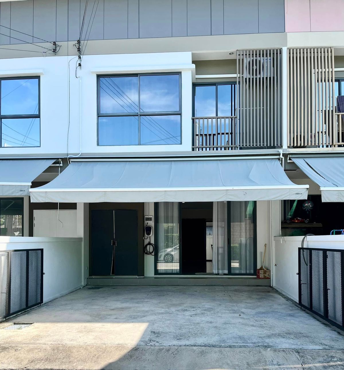 For SaleHousePattaya, Bangsaen, Chonburi : House for sale Eastern Pattaya (Pontoon)