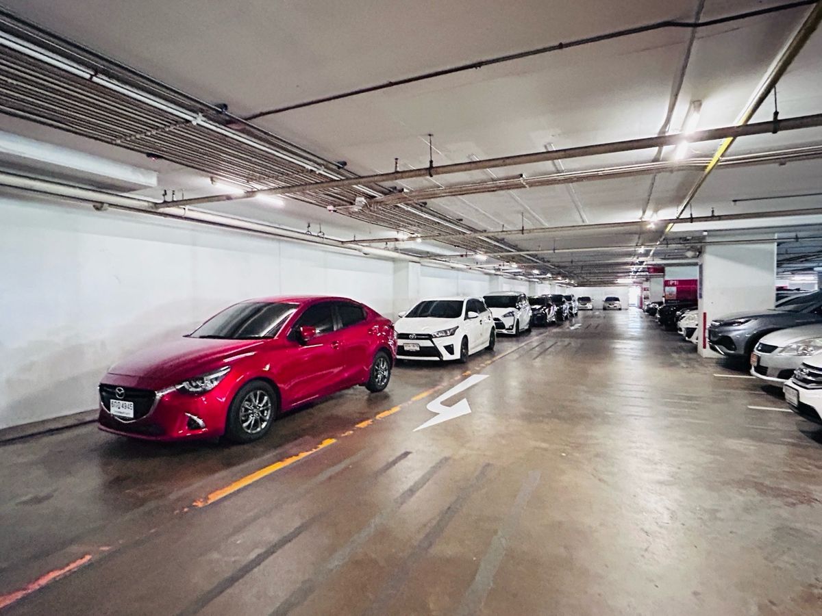 ให้เช่าสำนักงานนนทบุรี บางใหญ่ บางบัวทอง : ให้เช่า - สำนักงานเซ็นทรัลพลาซ่า แจ้งวัฒนะ ติดหน้า “MRT แจ้งวัฒนะ-ปากเกร็ด 26 และ 28”   ห่างจากทางขึ้นทางด่วนเพียง 1.4 กม. (ต่อรองได้)