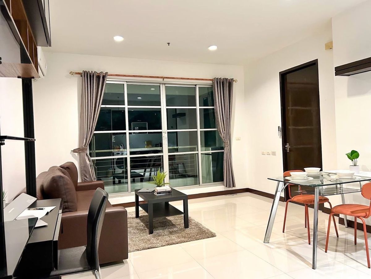 ให้เช่าคอนโดราชเทวี พญาไท : Baan Klang Krung Siam–Pathumwan | 1 ห้องนอน ใจกลางเมือง ใกล้ BTS ราชเทวี ใกล้ BTS ราชเทวี เดินไม่ถึง 5 นาที ขนาดห้องใหญ่ ทำเลเยี่ยม เดินทางสะดวกมาก! ให้เช่าเพียง 23,000 บาท/เดือน
