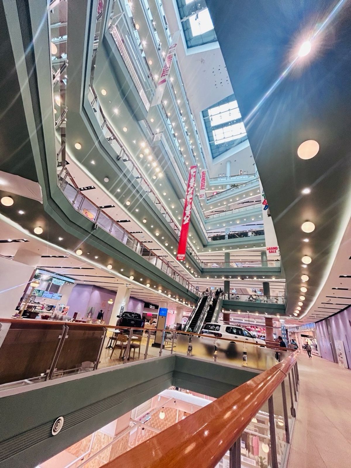 ให้เช่าสำนักงานนนทบุรี บางใหญ่ บางบัวทอง : ให้เช่า - สำนักงานเซ็นทรัลพลาซ่า แจ้งวัฒนะ ติดหน้า “MRT แจ้งวัฒนะ-ปากเกร็ด 26 และ 28”   ห่างจากทางขึ้นทางด่วนเพียง 1.4 กม. (ต่อรองได้)