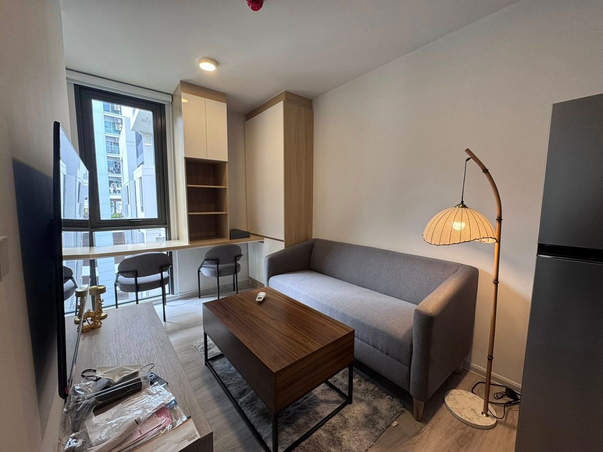 For RentCondoRatchadapisek, Huaikwang, Suttisan : ⭐️ Quintara MHY ' Gen Ratchada - Huai Khwang⭐️ 1 Bedroom 1 Bathroom 35 sqm. Very beautiful room. Complete furniture