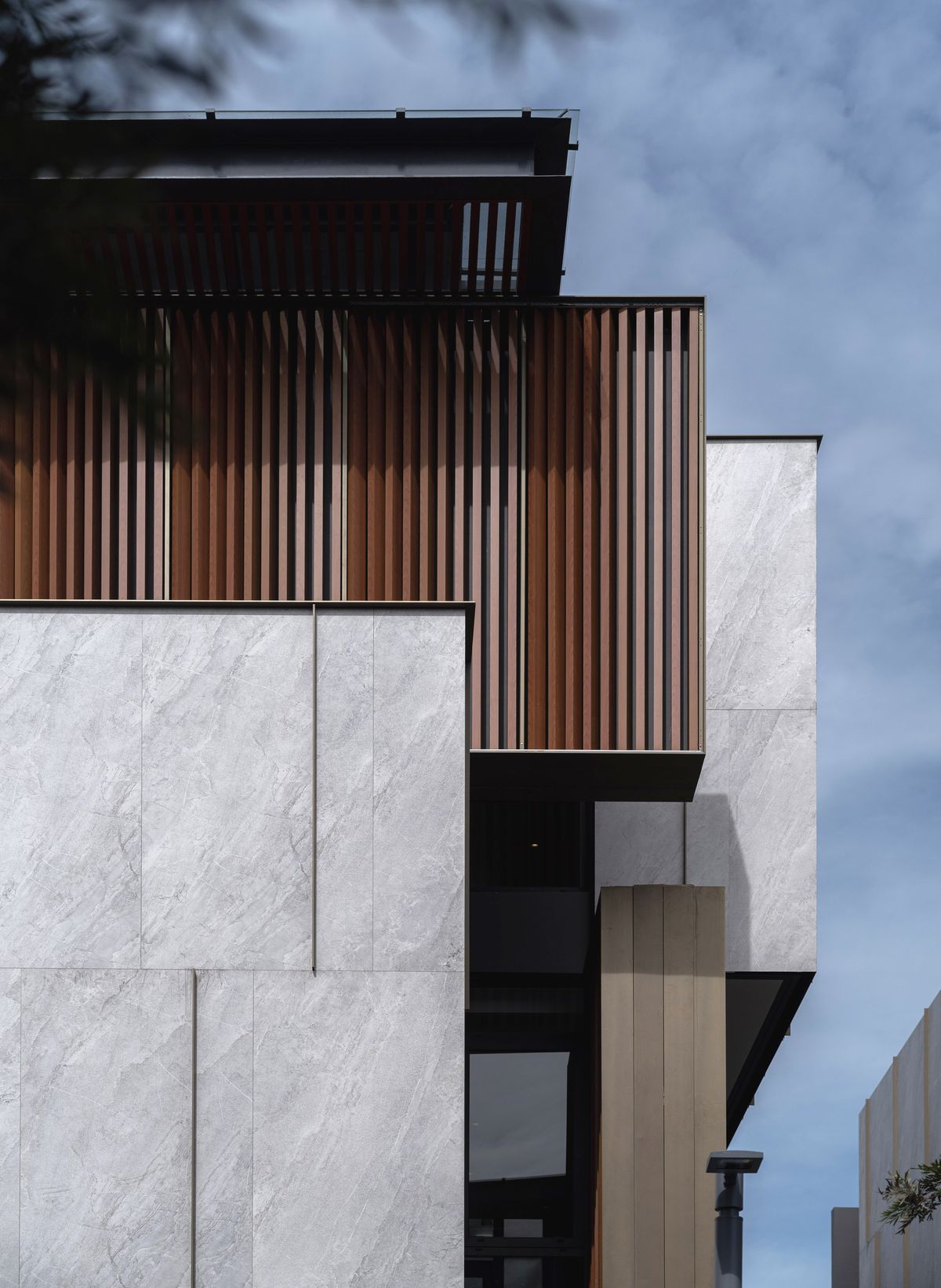 For SaleHouseBang Sue, Wong Sawang, Tao Pun : 3 -storey detached house for sale. Sonle Residences project (Sunle Residence), Ratchadaphisek, near MRT Wongsawang, only 900 meters, with a large private pool and a large Courtyard.