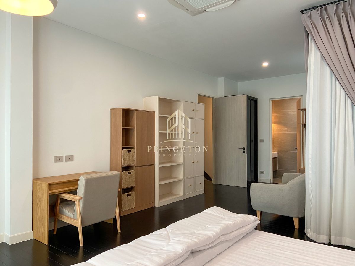 ให้เช่าบ้านเลียบทางด่วนรามอินทรา : ดิ ออเนอร์ โยธินพัฒนา บ้านเดี่ยวสไตล์ Private Pool Villa 3 ชั้น ระดับ Super Luxury 📞092-4252445 The Honor Yothinpattana