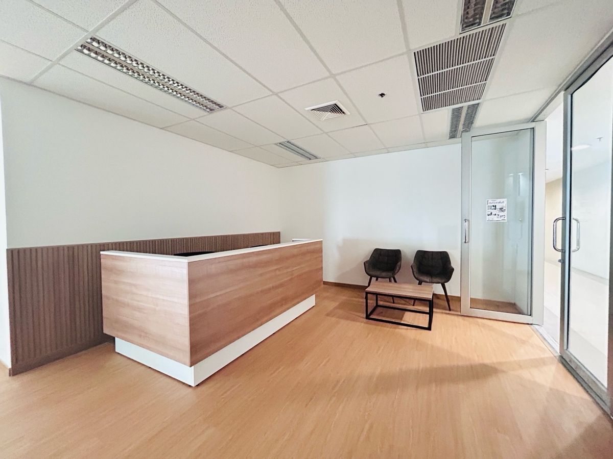 ให้เช่าสำนักงานนนทบุรี บางใหญ่ บางบัวทอง : ให้เช่า - สำนักงานเซ็นทรัลพลาซ่า แจ้งวัฒนะ ติดหน้า “MRT แจ้งวัฒนะ-ปากเกร็ด 26 และ 28”   ห่างจากทางขึ้นทางด่วนเพียง 1.4 กม. (ต่อรองได้)