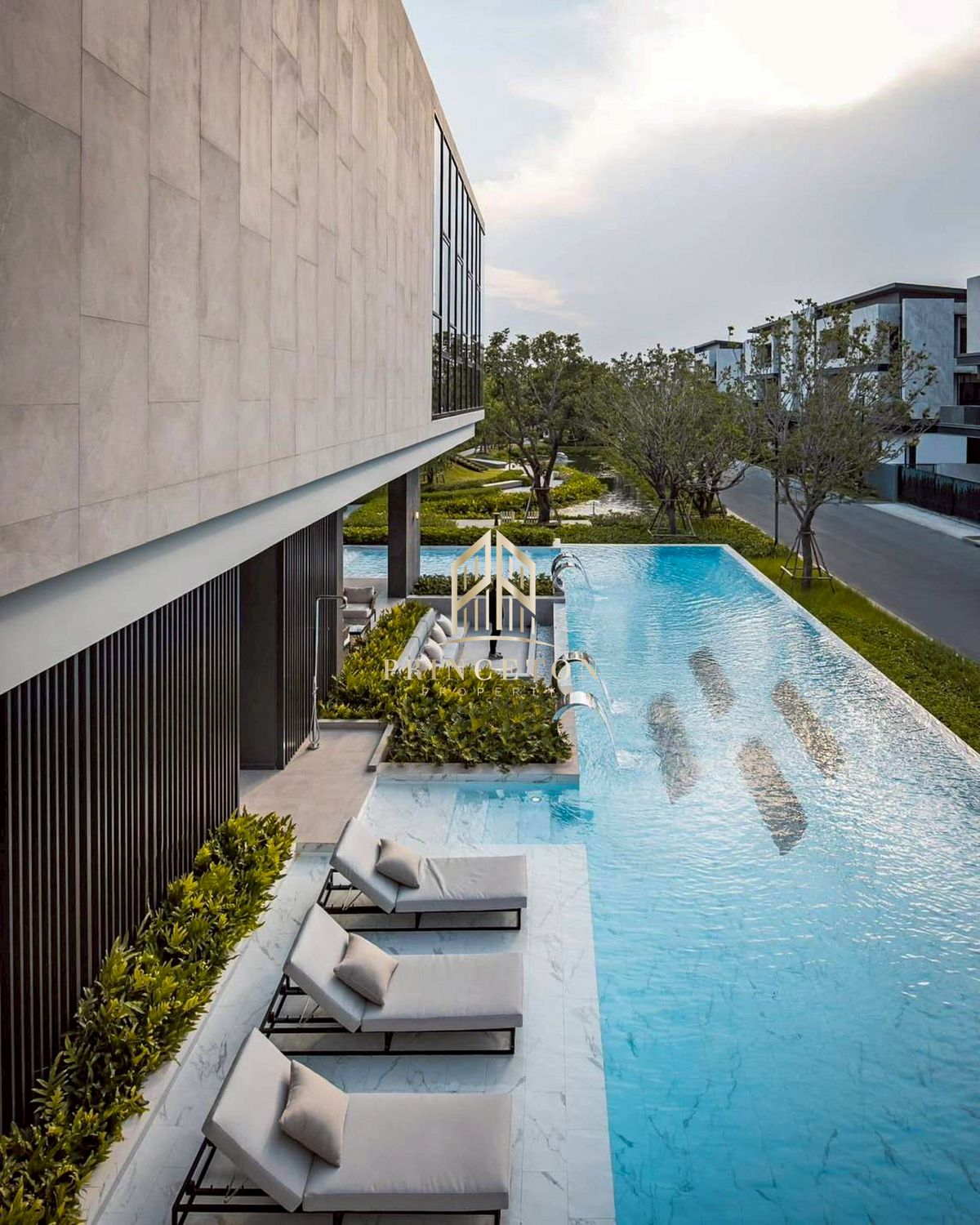 ให้เช่าบ้านเลียบทางด่วนรามอินทรา : ดิ ออเนอร์ โยธินพัฒนา บ้านเดี่ยวสไตล์ Private Pool Villa 3 ชั้น ระดับ Super Luxury 📞092-4252445 The Honor Yothinpattana