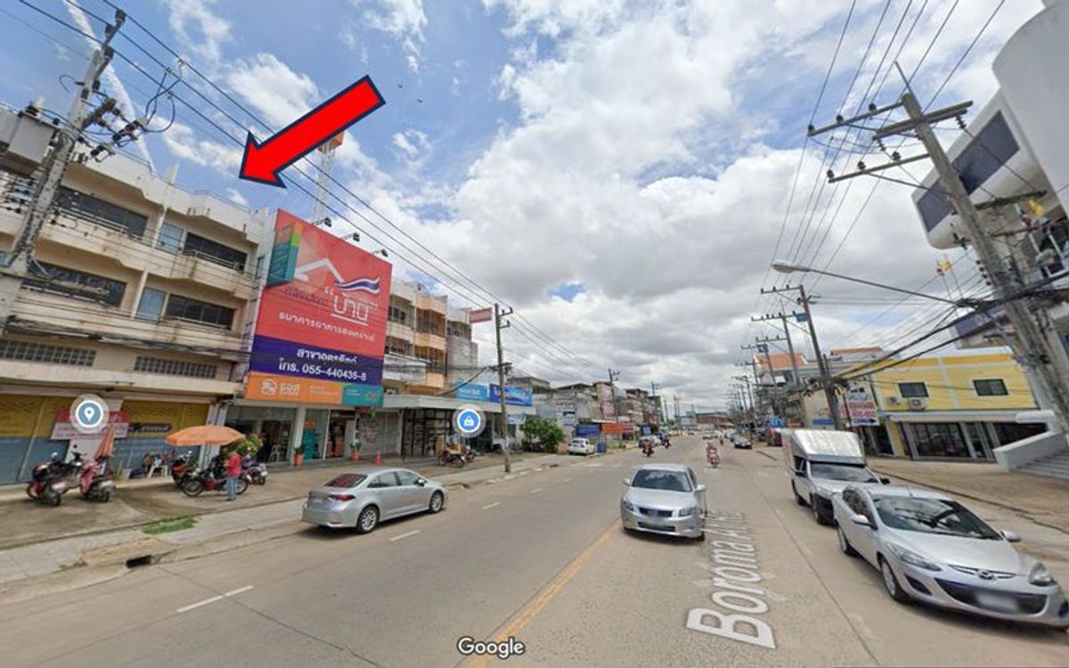 For SaleShop HouseUttaradit : 4 -storey commercial building for sale, 46.5 square wah deck, Borom Asin Road, Tha It Subdistrict, Mueang District, Uttaradit Province